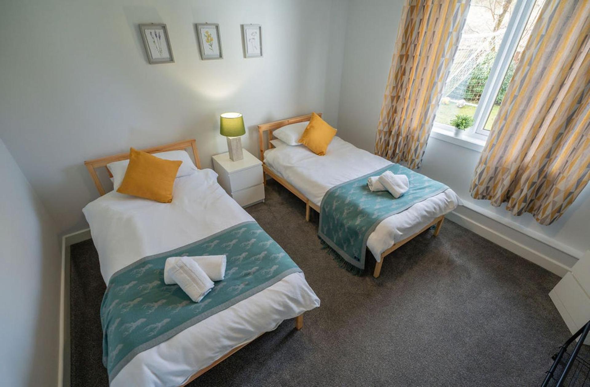 Barclay House Apartment Форт Уилям Екстериор снимка